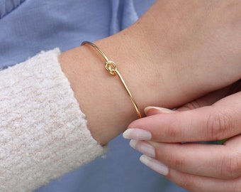 Sterling Silver Or 18ct Gold Plated Love Knot Bangle