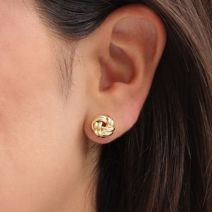 Aros con nudo de amor en oro amarillo de 9 quilates • Aros con nudo de amor en oro macizo • Regalo de aniversario