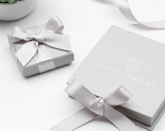 送税込【HURLEY BURLEY】STERLING SILVER TINY STAR NECKLACE 星 Sterling Silver Tiny Star Necklace By Hurleyburley