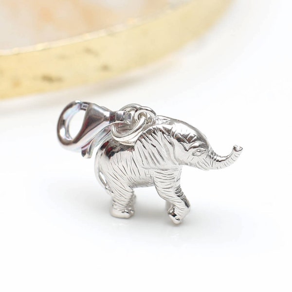 Charm éléphant en argent sterling