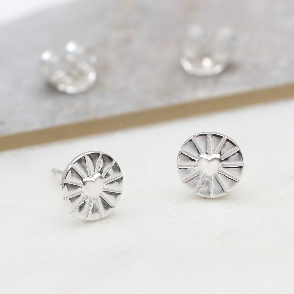 Gold or Silver 'love Shines' Earrings - Etsy