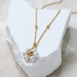 Personalised 18ct Gold Plated Pearl Daisy Necklace • Beaded Daisy Necklace