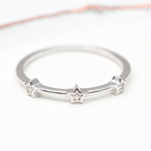Gold Plated or Silver Star Stacking Ring
