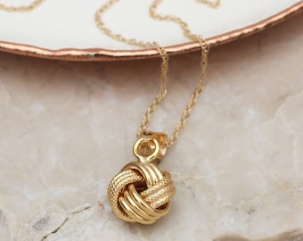 9ct Gold Love Knot Necklace
