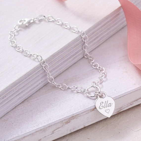 Personalisierte Namens Armbänder Für Frauen – Mit 2–5 Gravierten Herzen, Verstellbar, Geschenk Für Freundin & Mama