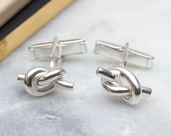 Boutons de manchette noeud d'amour en argent sterling massif • Cadeaux pour garçons d'honneur •