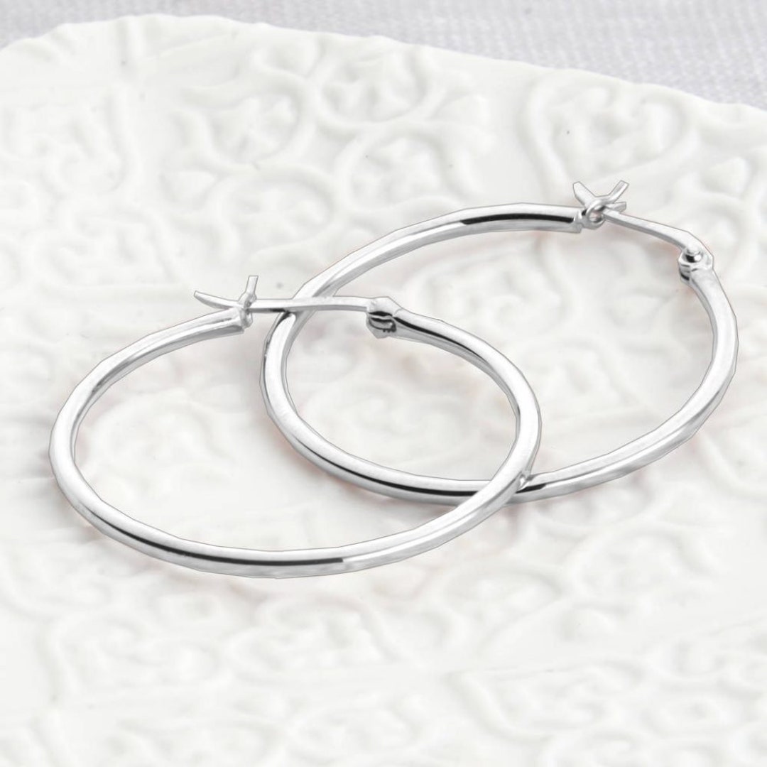 HOOP EARRINGS