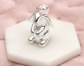 Ciondolo in argento sterling a forma di coniglio con orecchie cadenti