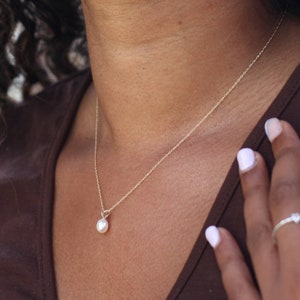 9ct Gold and Cultured Pearl Necklace • Bridal Jewellery • Wedding • Bridesmaid