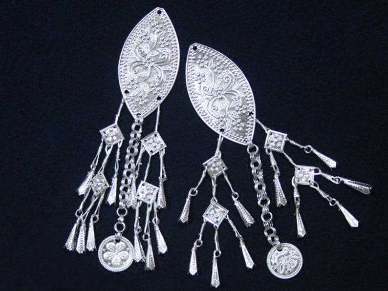 Vente de liquidation 3 pièces Mélange de cloches décoratives hmong image 3