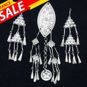 Vente de liquidation 3 pièces Mélange de cloches décoratives hmong image 1