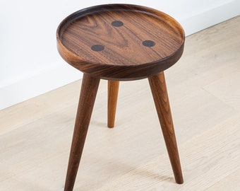 Oxbend Side Table