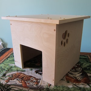 Cat Cave, Litter Box Cover, Cube Shaped Cat Hideaway - 14&quot; w/ Open Bottom & Platform Top (Small)