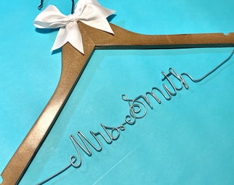 Personalized Wedding Hanger, Bridal Hanger, Wedding Hanger with Bow, Bridesmaid Hanger, Wedding Dress Hanger, Engagement Gift