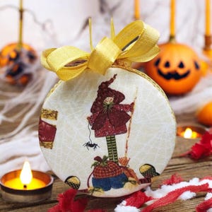 Glinda’s Pumpkin Patch Quilted Halloween Ornament
