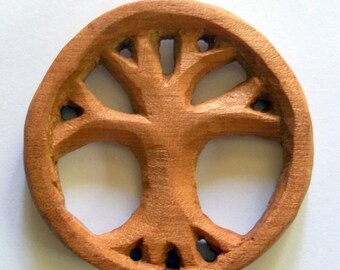 Celtic Necklace Wood carving, Handmade Woodcarving, 1,7 x 1,7 in.
