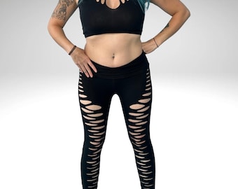 Leggings da festival con tagli Spinwear - Pantaloni da rave SlitWeave fatti a mano per ballerini, artisti del flow, spinner di fuoco e amanti della moda alternativa - SlitWeave