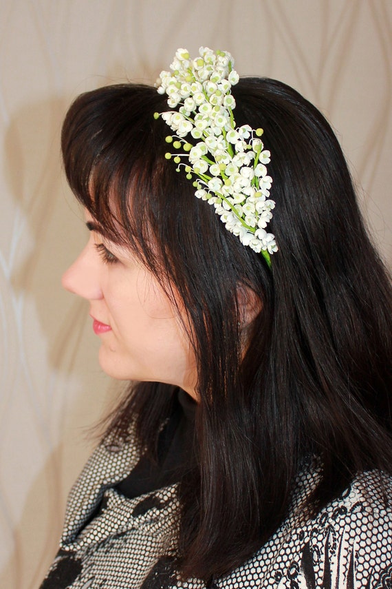 white flower halo