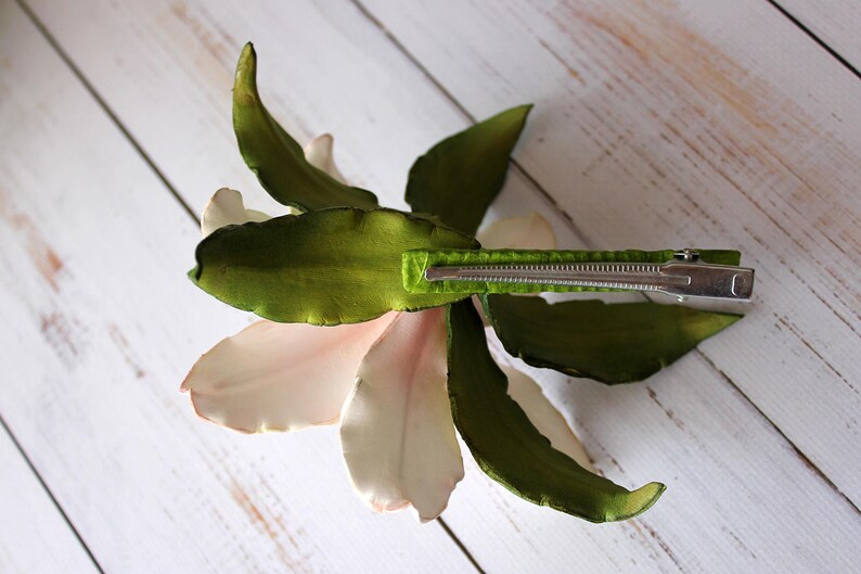 Bridal Lily Hair Clip Romantic Hair Flower Wedding White Etsy