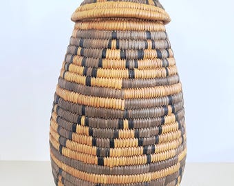 Vintage African Zulu Ilala Palm Lidded Basket Beehive Woven Tribal Decor 13in