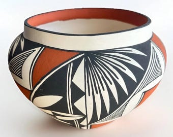 Acoma Pueblo Pottery Signed Lora Carr Black White Geometric Jar — Native American Art Collectible