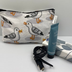 Sea Gulls Stealing Hot Chips at Beach Classic Aussie Bird Flannel Travel  Phone Chargers Keys Passport Gym Bag Australian Handmade 20x 13 cm