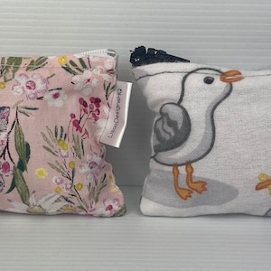 Cute Small Fabric Credit Card Wallet 10 x 8 cm Fits great in front pocket of Jeans or Shorts or small bag no fuss wallet holds cards & notes