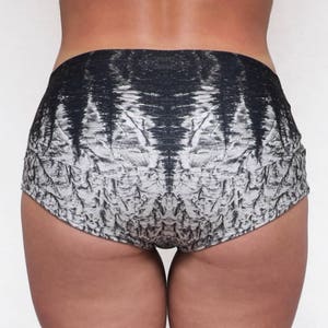 Crevasses Booty Shorts