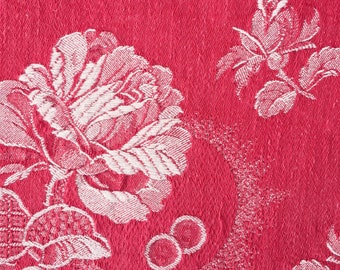 4" x 4" SAMPLE - Antique Red Floral ROSES Ticking Fabric Cottage Style Romantic 1940s Historic - Rec-Da-Rojo-021