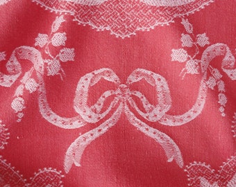 4" x 4" SAMPLE - ANTIQUE Ticking Fabric 1940s Floral  Garlands & Ribbon Red Cotton 1900s Material - Rec-Da-Rojo-033