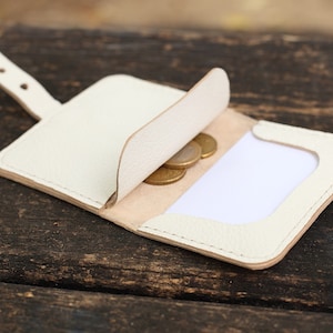 Monedas de cartera pequeña cuero blanco, soporte de la tarjeta