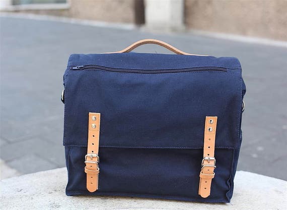 discount messenger bags