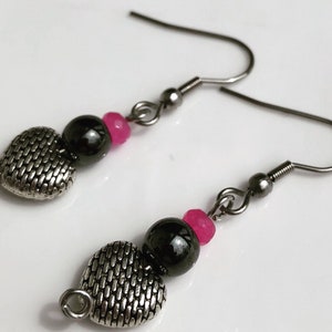 Dangling Heart Earrings