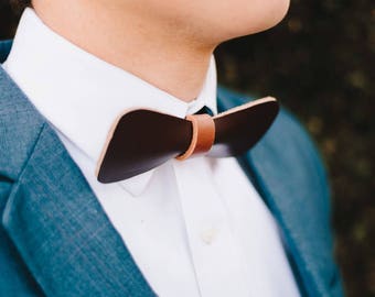 Bow ties for Men. Brown Leather Bow tie. Mens bowties. Personalized gifts for men. Dapper Gent. Groomsmen gift.  Fathers day gift.