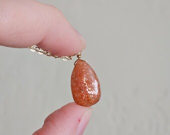 Sunstone Pendant Necklace in Gold Filled