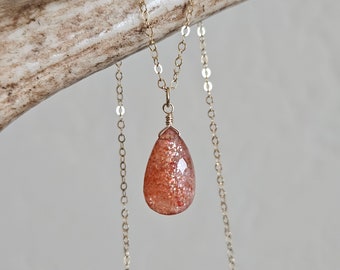 Sunstone Pendant Necklace in Gold Filled