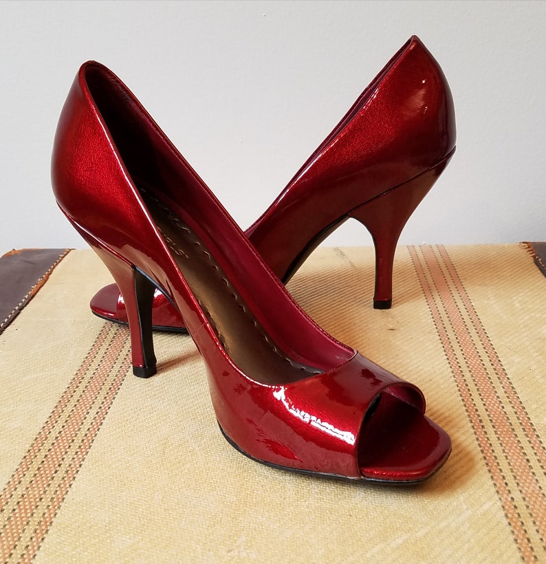 burgundy red heels