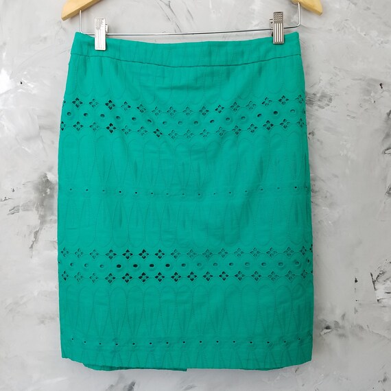 LOFT Jade Green Cotton Eyelet Pencil Skirt - Vint… - image 3