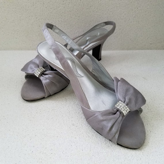 NINA Silvery Gray Peep Sling Kittens - Cute Silve… - image 4