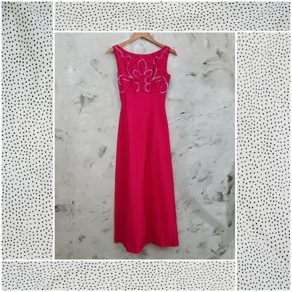 The Union Vintage 60's Fuchsia Pink Beaded Evening