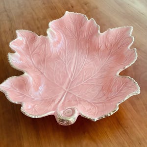 Fabulous vintage California Pottery Leaf Bowl