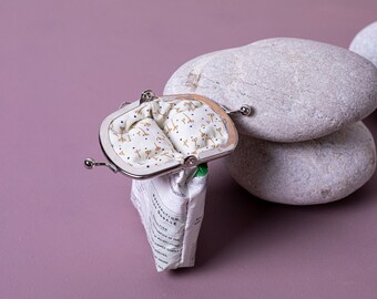 WILD YAM, utilisé pour soulager les coliques, ce sac à main en papier fait d’herbes médicinales livre, il a kiss lock fermeture, feuilles vertes, poche cosmétique