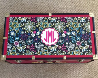 Chic Girls Custom Camp Trunk Design. Personalized Camp Trunk. Camp Trunk Decals. Name. Trunk Sticker.