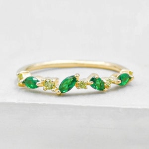 Cluster Ring - Gold + Green | Emerald Stacking Ring with CZ Stones  | Promise ring | Wedding Ring | May Birthstone Ring