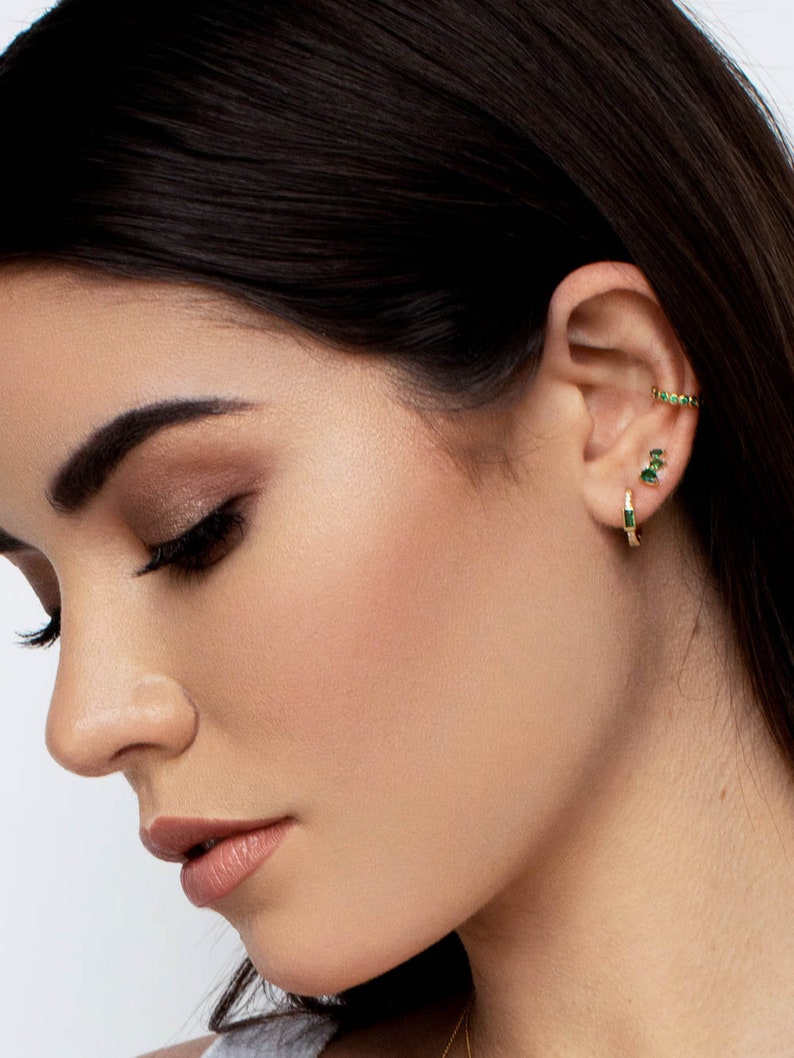 3 Stone Mini Ear crawlers Gold Emerald Studs May Birthstone |E1009GGR Gold Ear Climbers Green Earrings Green Teardrop Crawlers