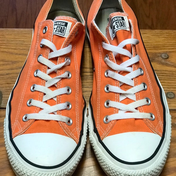 Men’s 13 Women’s 15 Orange Canvas Rubber Toe CONVERSE CHUCK TAYLOR Low Top Classic Basketball Skateboarding Athletic Sneakers Shoes