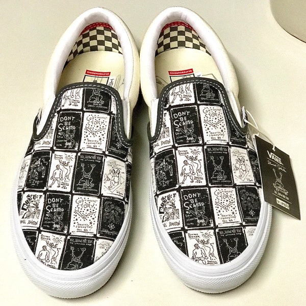 Men’s 9 9.5 Rare Limited Edition Canvas Black White Illustrated Checkered DANIEL JOHNSTON x VANS Slip On Skateboarding Sneakers Shoes