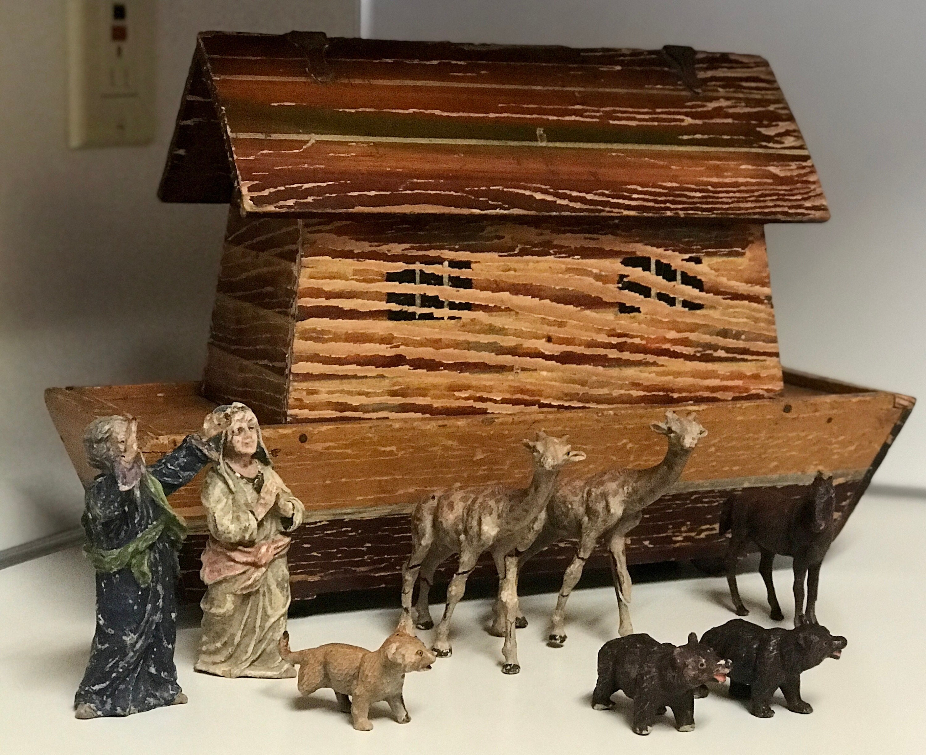 Vintage C. 1870s Antique Erzgebirge German Miniature Wooden Vintage C. 1870s Antique Erzgebirge German Miniature Wooden