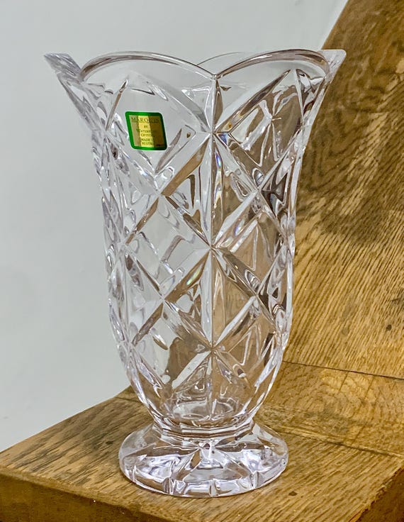 Vintage Footed Flared Mouth Glass Vases Vintage Footed Flared Mouth Glass Vases