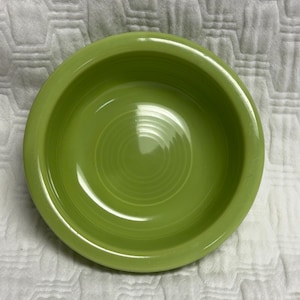 Vintage Fiestaware 4 3/4&quot; small fruit bowl Chartreuse Green Old Fiesta Ware 1950’s